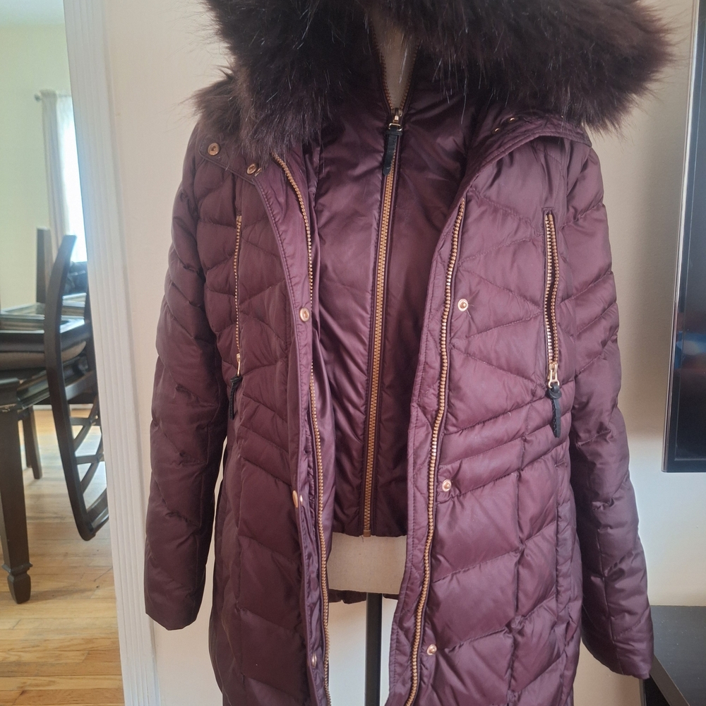 Women's Plum Quilted Puffer Coat with Faux Fur Trim